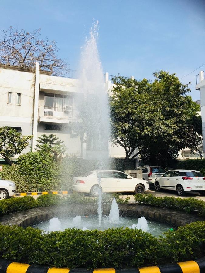 Homestay Chateau 39 Нью-Дели Экстерьер фото